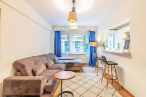 Dazzling Flat on Bar Street near Trendy Attractions in Kadikoy